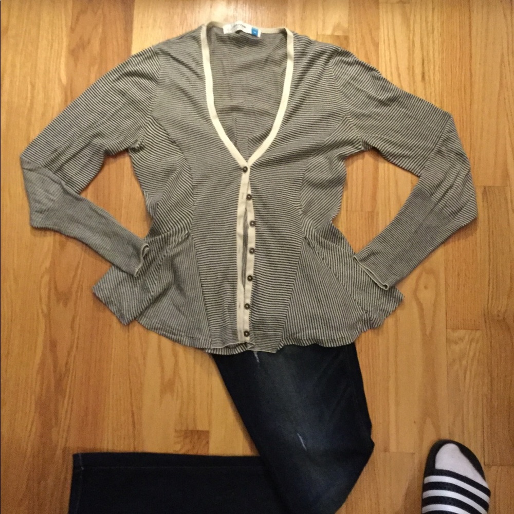 Perfect Sparrow Spring Transition Cardi